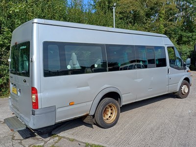 Lot 17 - 2010 (60 Plate) Ford Transit 140 T430 17S RWD Euro 5 mini bus