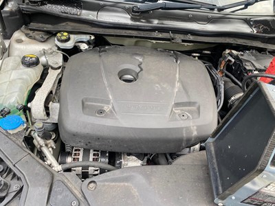Lot 54 - 2019 (69 Plate) Volvo V40 Momentum Edition T2 Euro 6