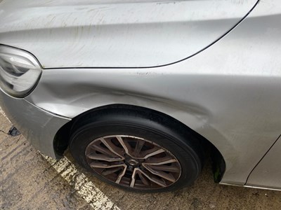 Lot 54 - 2019 (69 Plate) Volvo V40 Momentum Edition T2 Euro 6