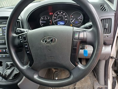 Lot 13 - 2017 Hyundai iLoad SE CRDI Panel Van Euro 6