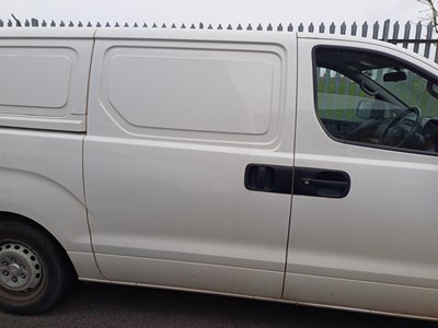 Lot 13 - 2017 Hyundai iLoad SE CRDI Panel Van Euro 6