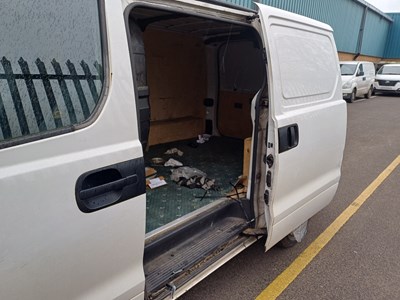 Lot 13 - 2017 Hyundai iLoad SE CRDI Panel Van Euro 6