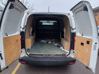 Lot 13 - 2017 Hyundai iLoad SE CRDI Panel Van Euro 6
