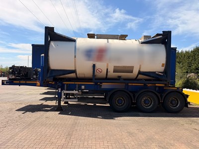 Lot 8 - 2015 Dennison Tipping Tanker Tri Axle Trailer