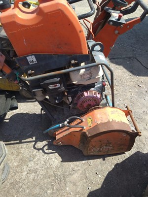 Lot 66 - Blade duo 350x Floorsaw